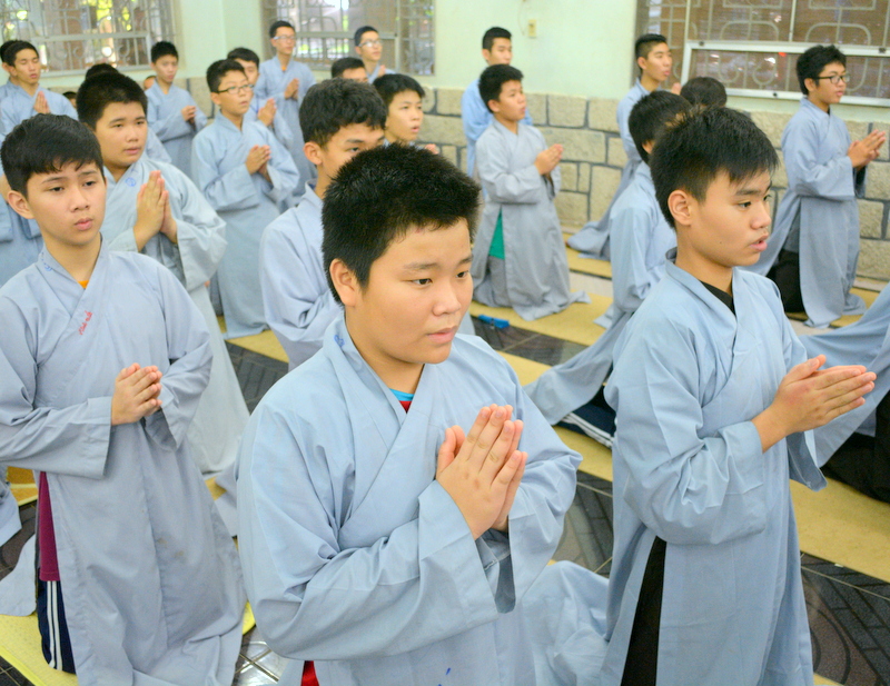 Lời nguyện cầu buổi sáng dành cho trẻ