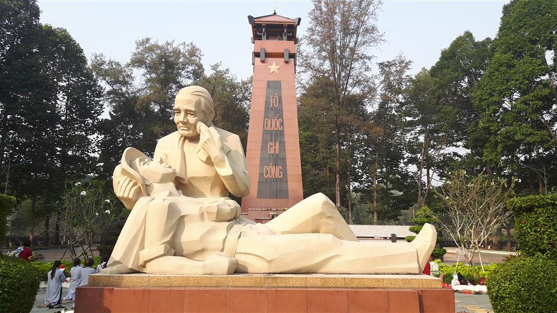 Nghi thức cầu siêu cho anh hùng liệt sĩ