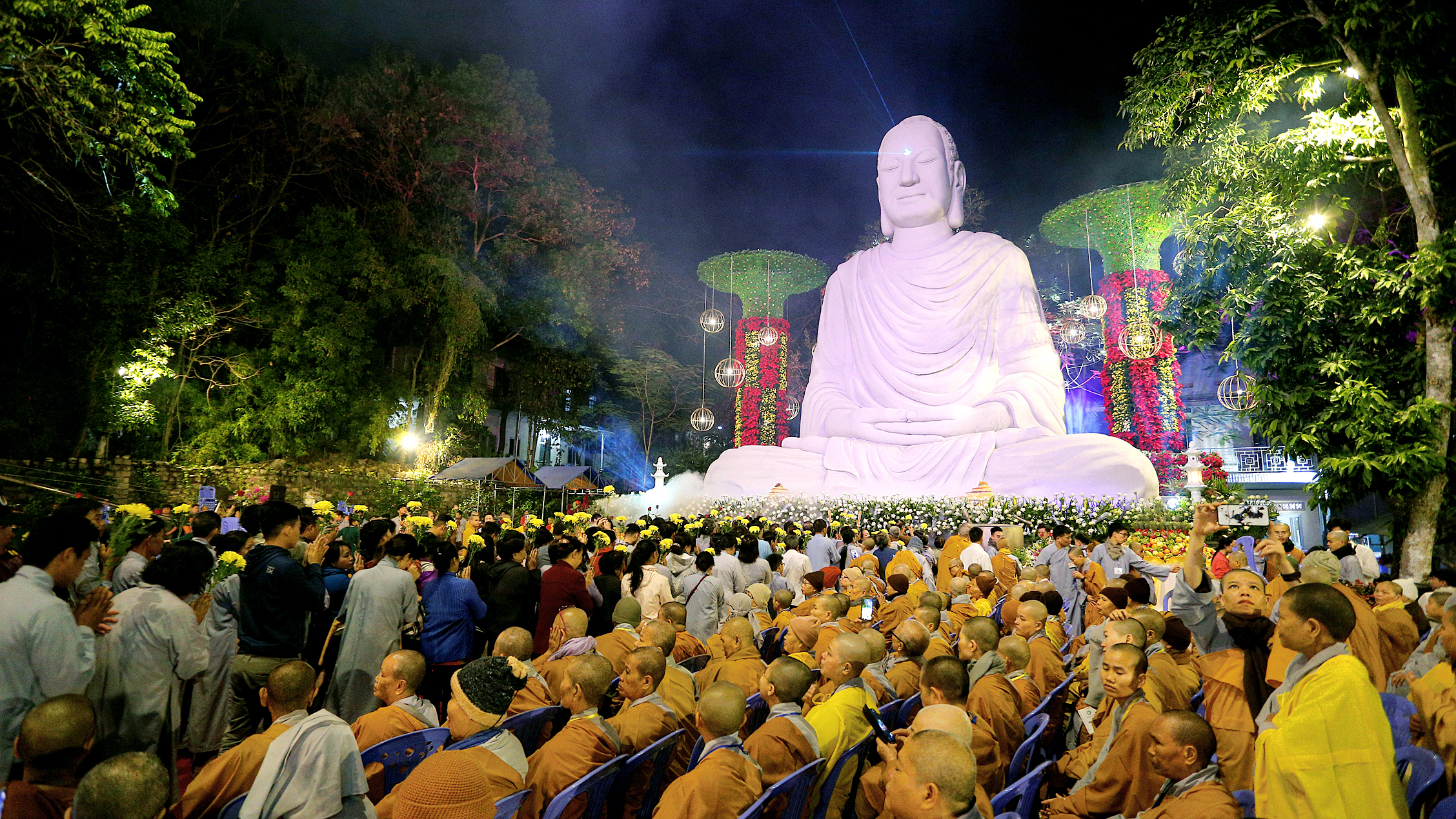 Ánh dương Thành Đạo