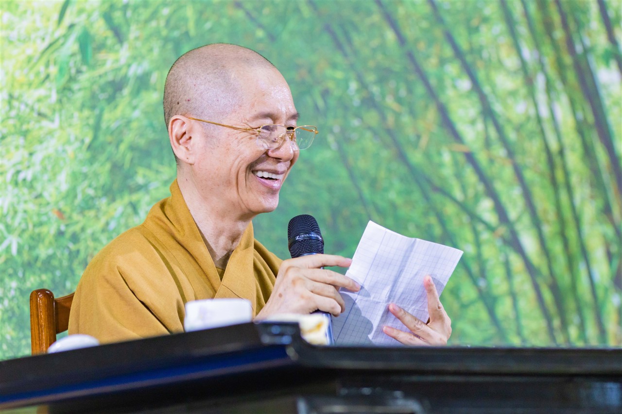 Vấn đáp Phật pháp số 52