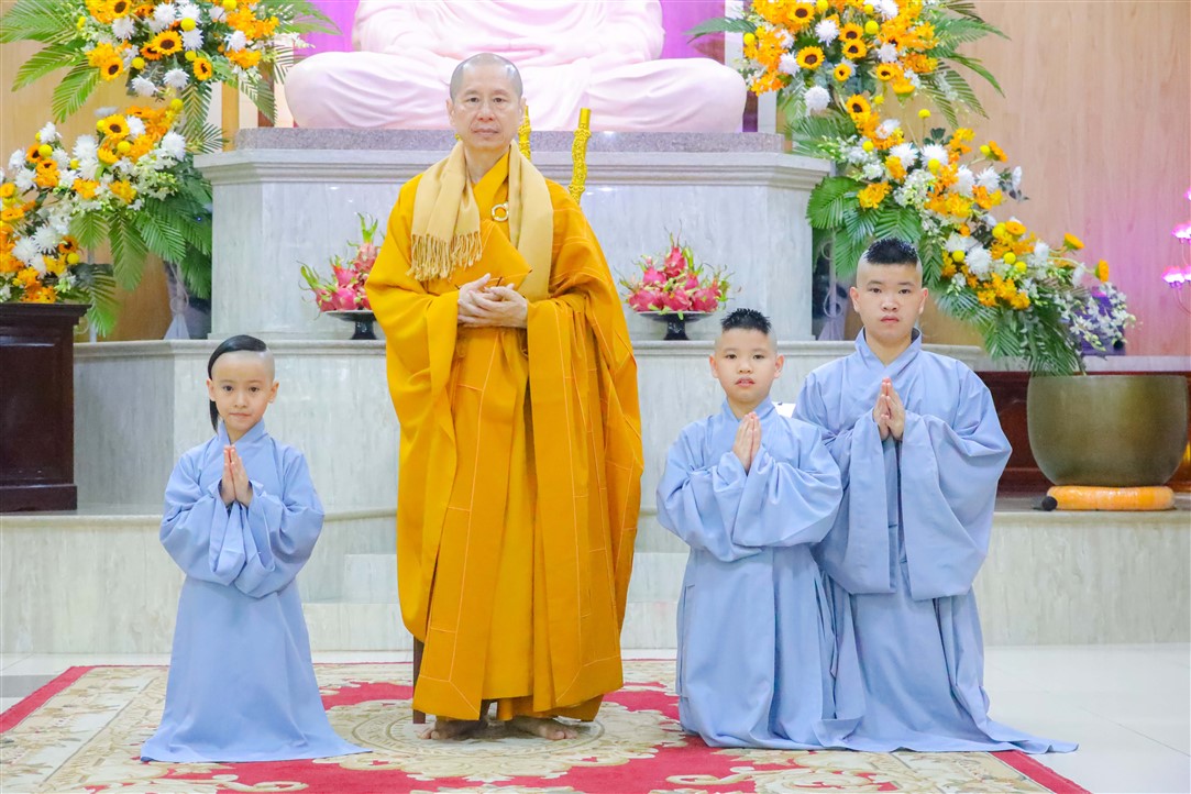 Niềm vui ngập tràn trong lễ xuất gia đặc biệt tại Thiền Tôn Phật Quang
