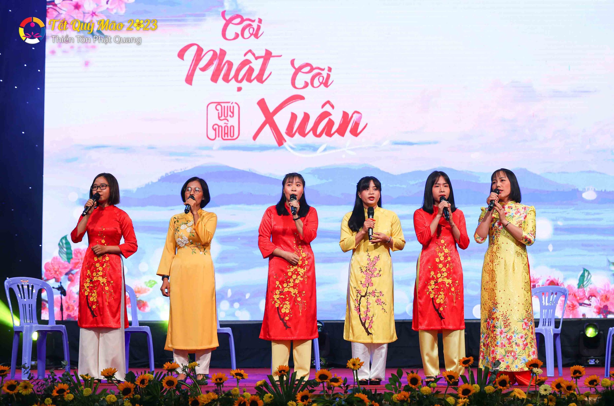 Buổi tọa đàm ý nghĩa với đề tài ” Mỗi năm độ một người về Quy Y “