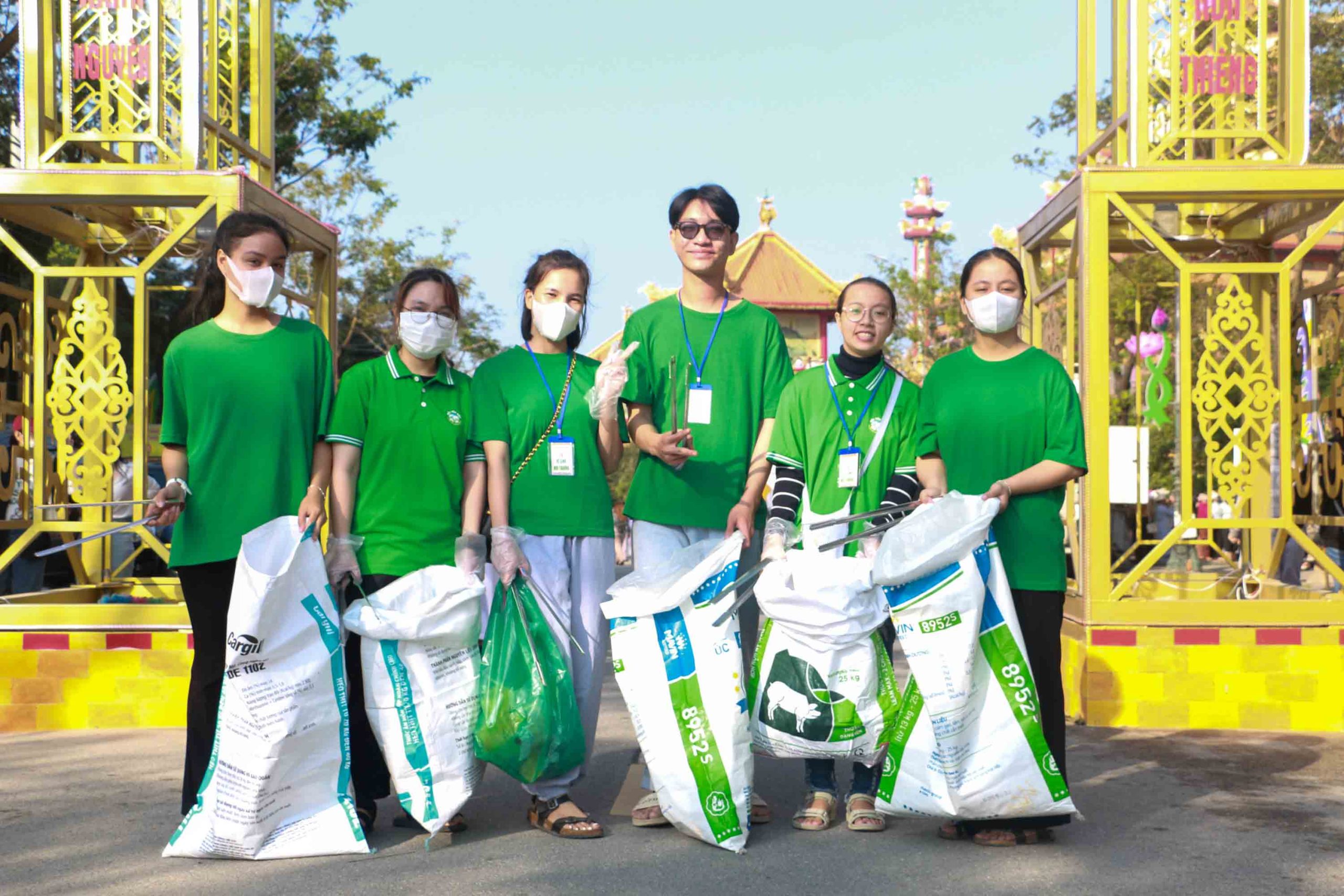 Hội yêu rác : Vì một không gian sạch đẹp, văn minh tại lễ hội Quán Thế Âm Đà Nẵng