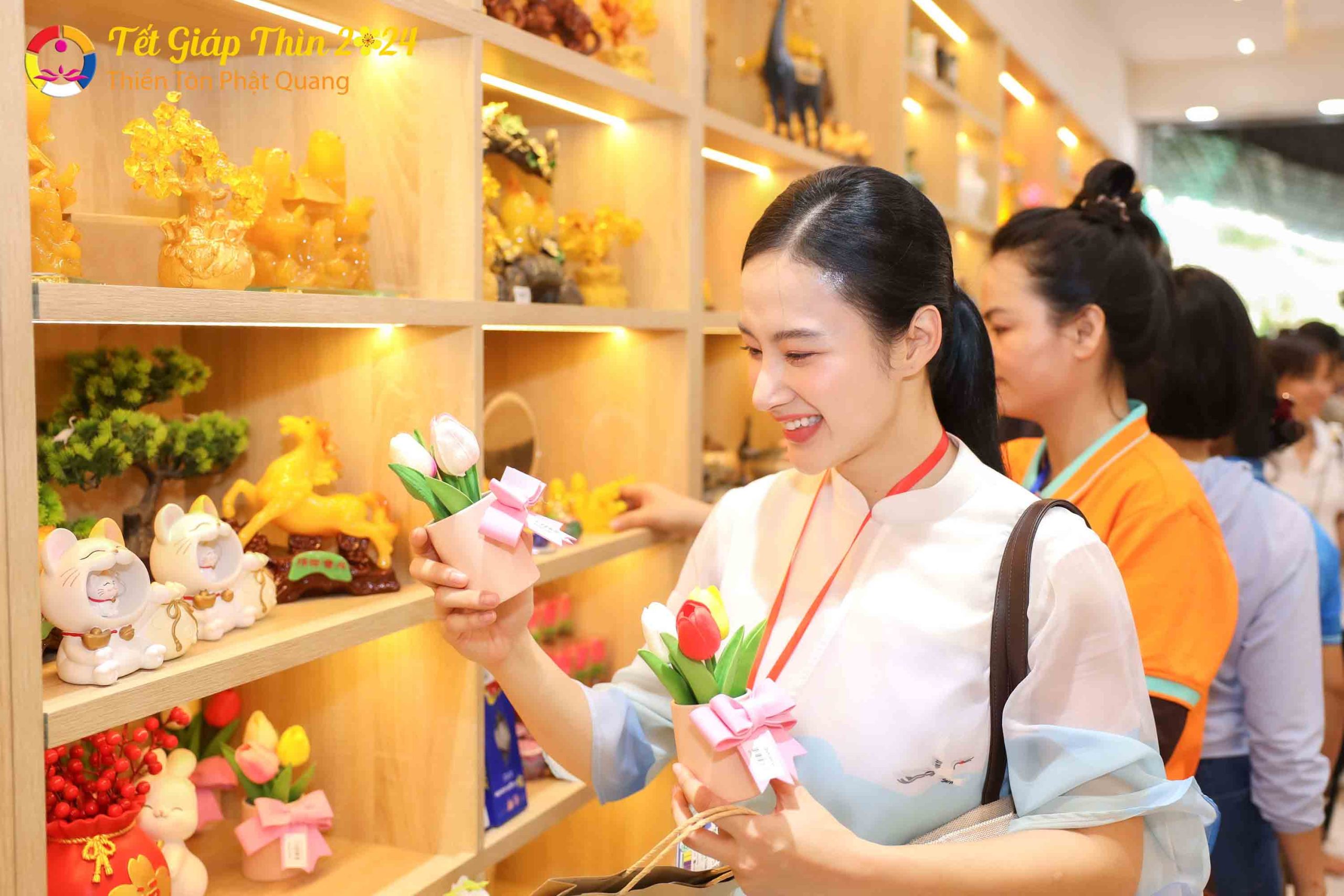 Rộn ràng không khí đón xuân tại Thiền Tôn Phật Quang