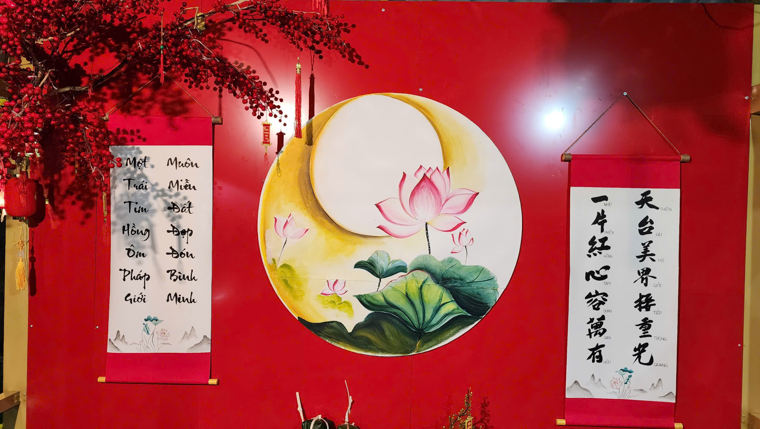 Câu Đối Chúc Bình An Trong Năm Mới